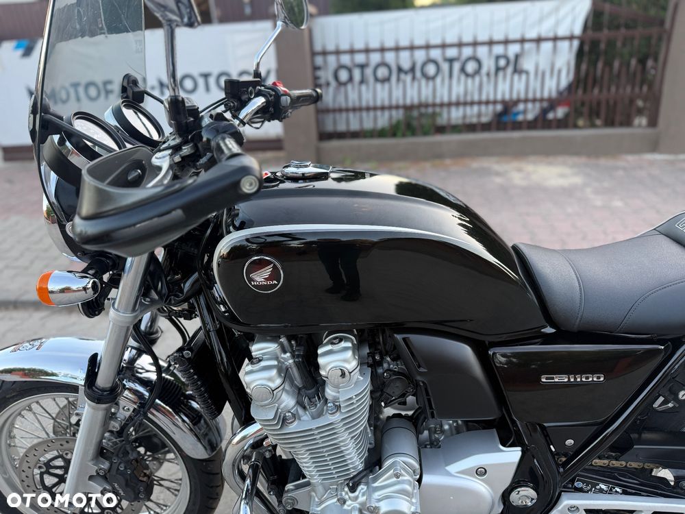 Honda CB - 32