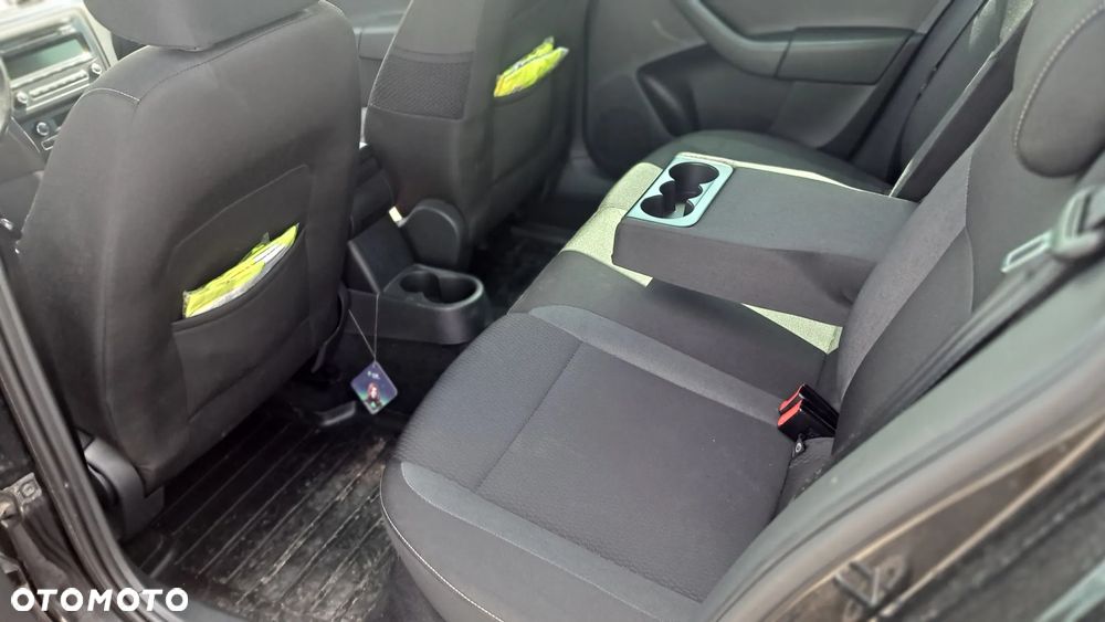 Skoda RAPID 1.6 TDI Ambition - 6