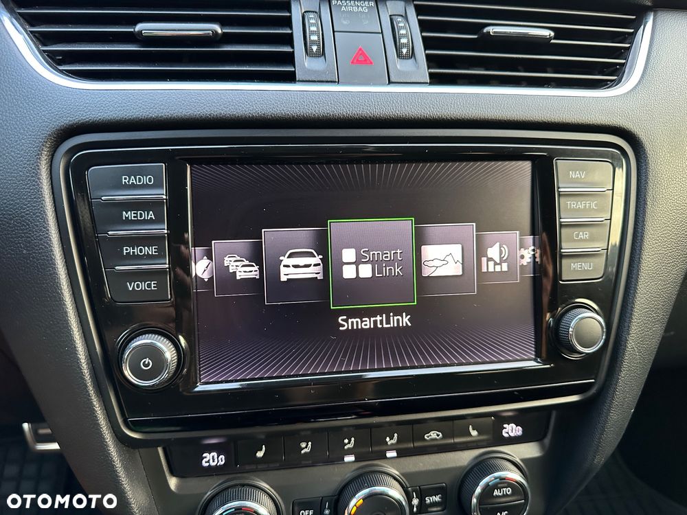 Skoda Octavia Combi 2.0 TDI DSG RS - 31