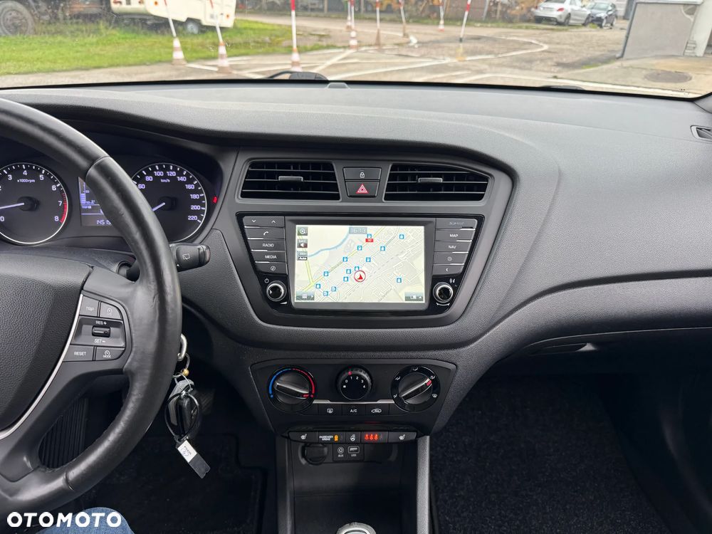 Hyundai i20 1.2 Passion Plus - 3