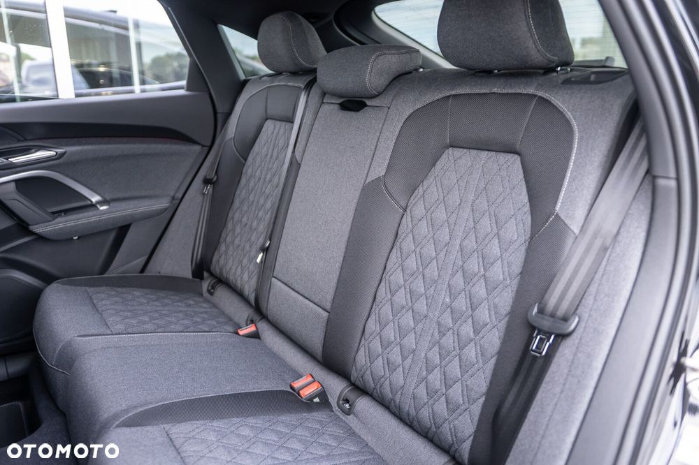 Audi Q5 Sportback - 16
