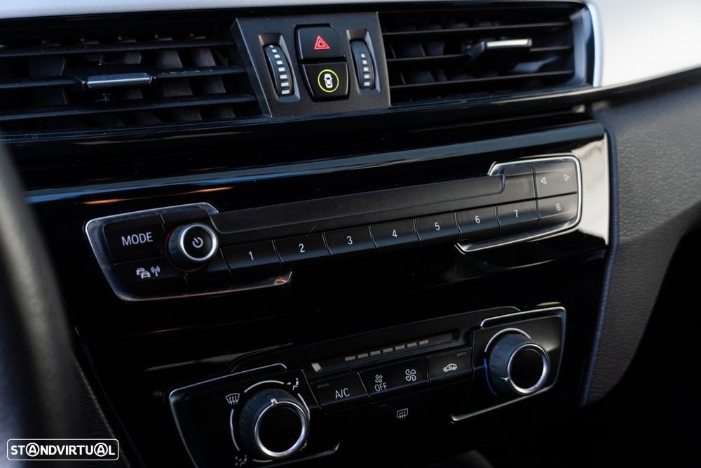 BMW X1 18 d sDrive Auto - 32