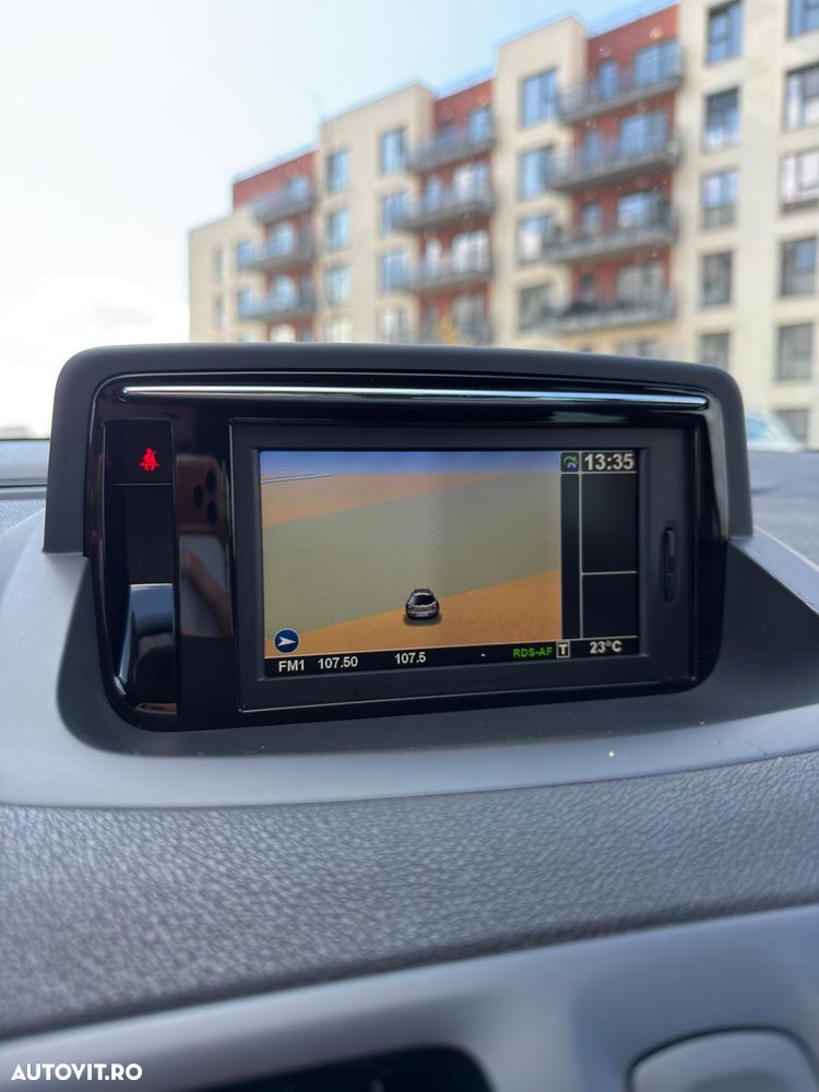 Renault Megane ENERGY dCi 110 Start & Stop Bose Edition - 14