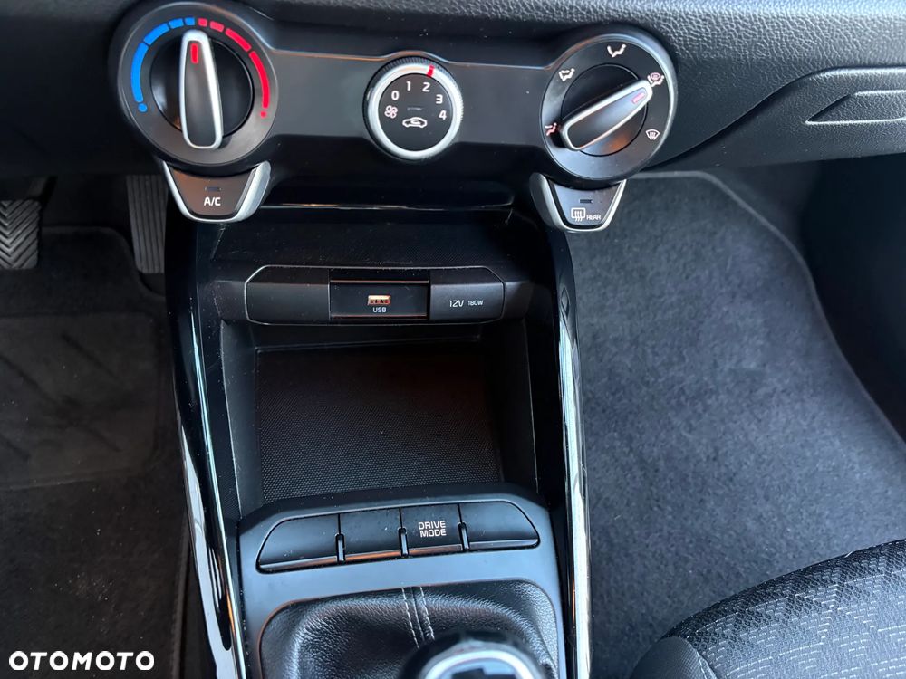 Kia Rio - 27