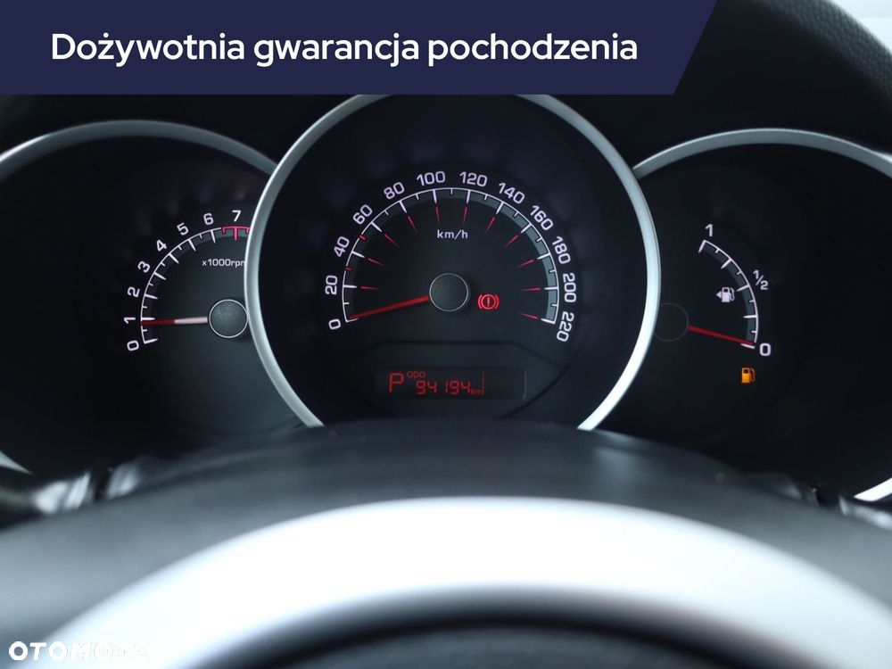 Kia Venga - 13