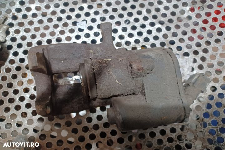 Etrier spate dreapta Audi A6 4F/C6 [2004 - 2008] Sedan 2.0 TDI MT (14 - 2