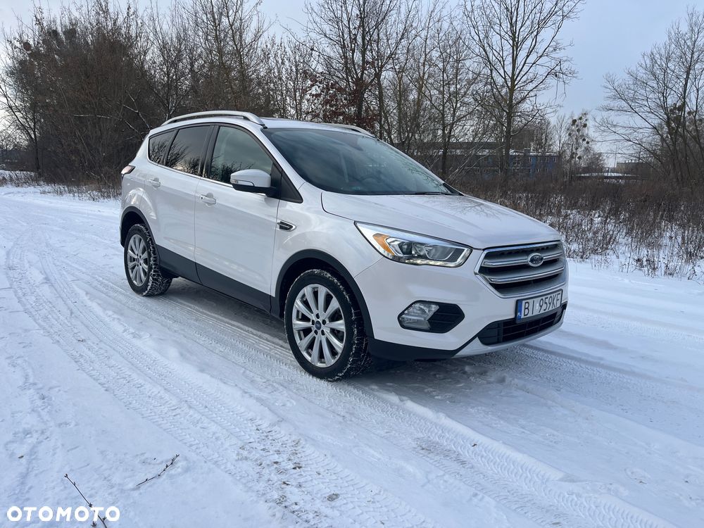 Ford Kuga 1.5 EcoBoost 4WD Titanium - 8