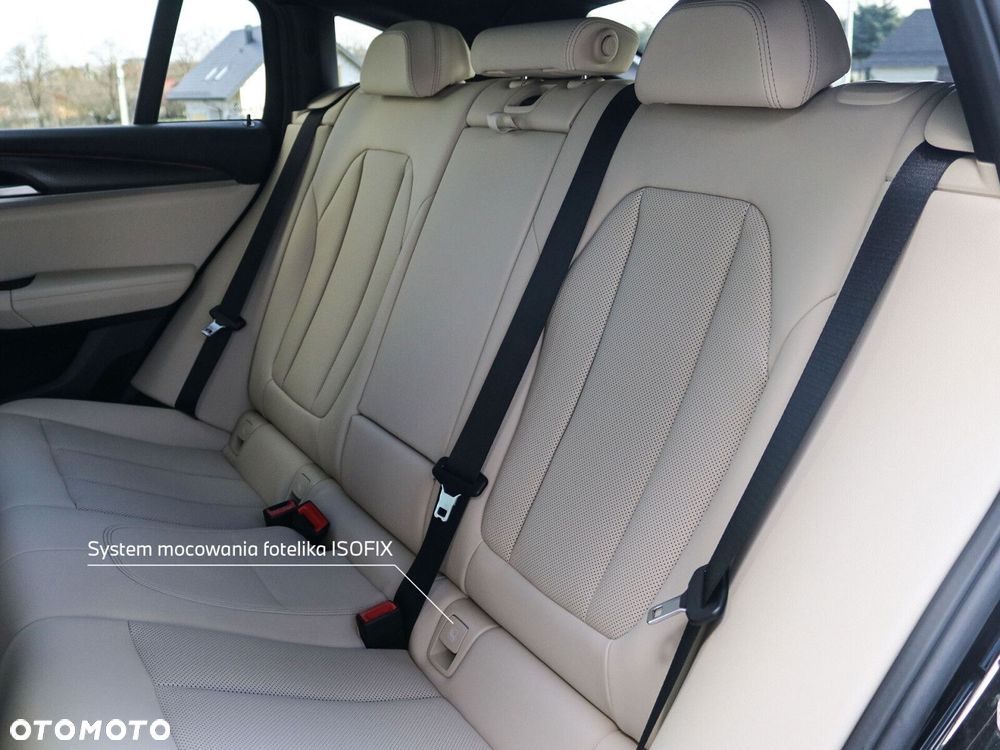 BMW X4 - 18
