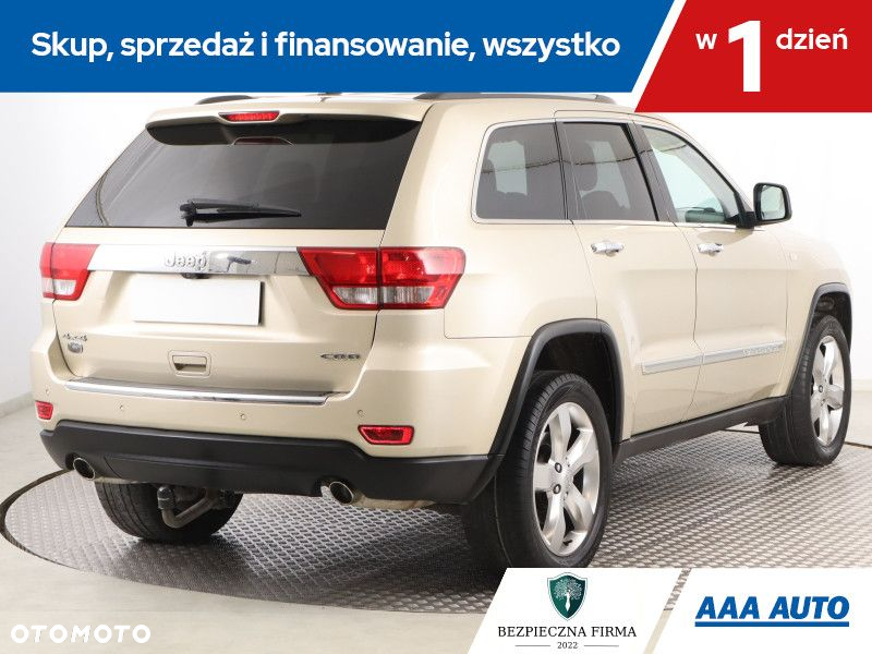 Jeep Grand Cherokee - 6