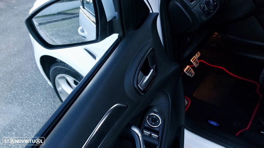 Ford S-Max 2.0 TDCi Titanium Busine.7L - 43