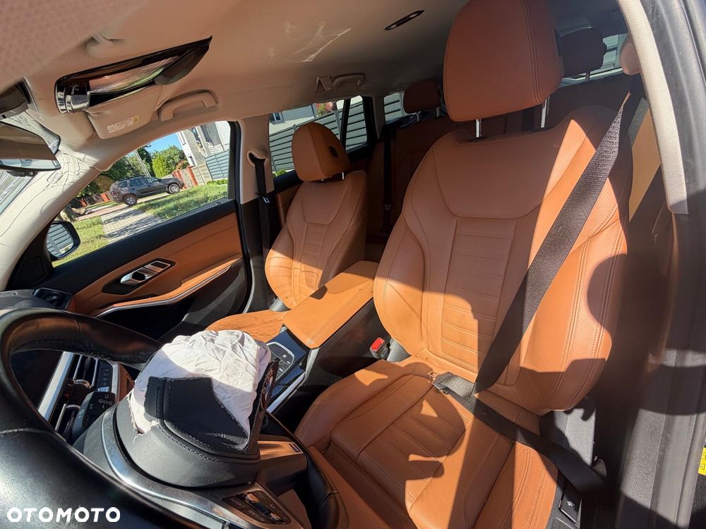 BMW Seria 3 - 12