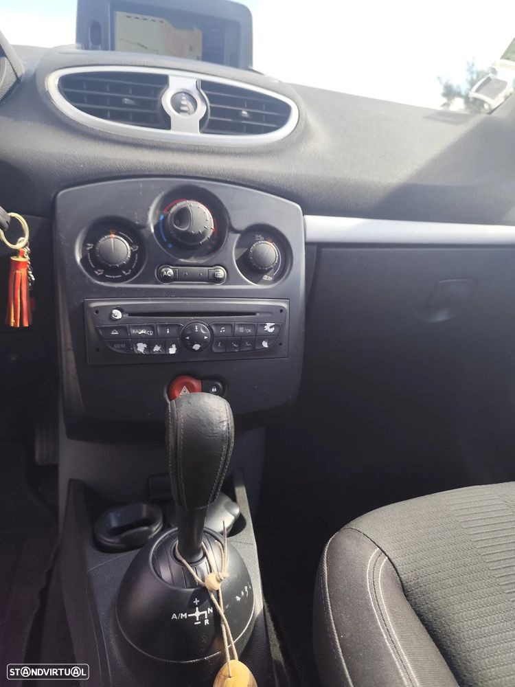 Renault Clio Break - 15