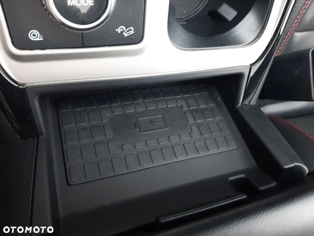 Ford Explorer 3.0 EcoBoost PHEV 4WD ST-Line - 36