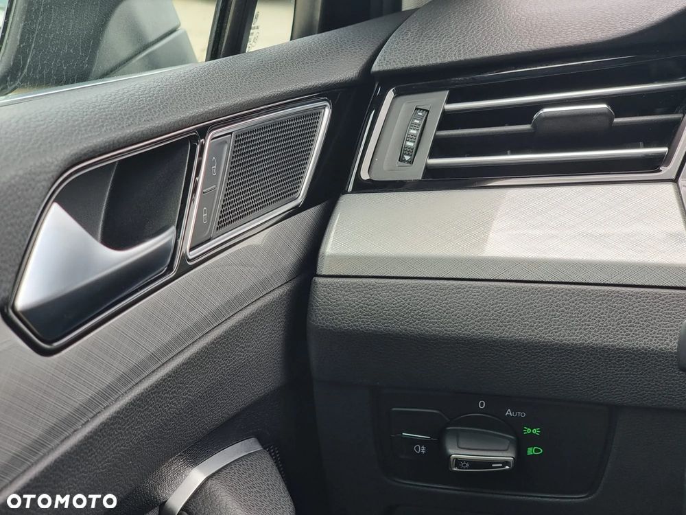 Volkswagen Passat - 20