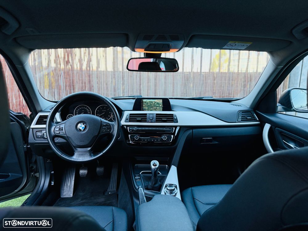 BMW 316 d Touring Advantage - 13