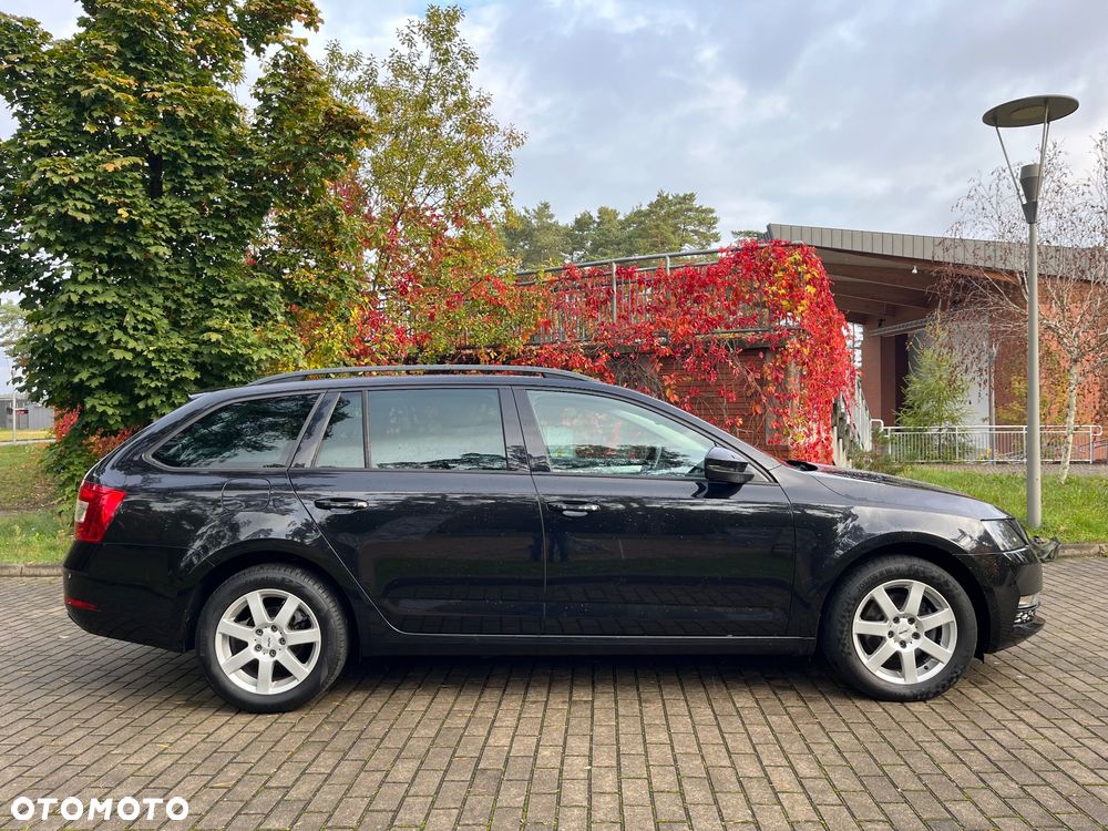 Skoda Octavia 2.0 TDI (Green tec) DSG Ambition - 4
