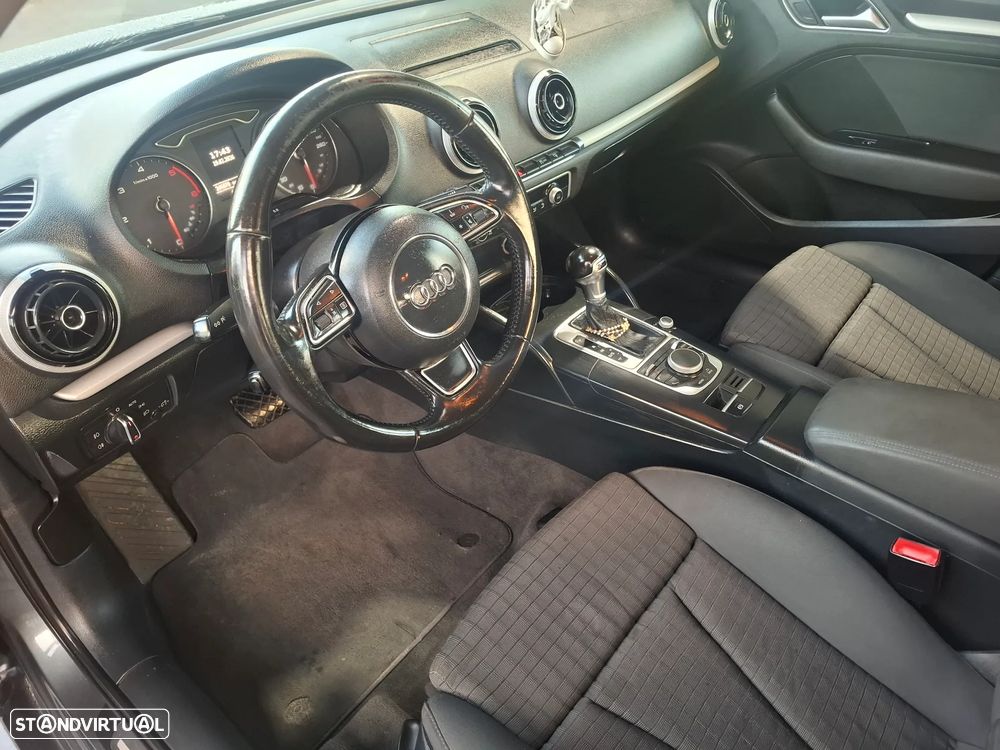 Audi A3 Limousine 1.6 TDI Sport S tronic - 13