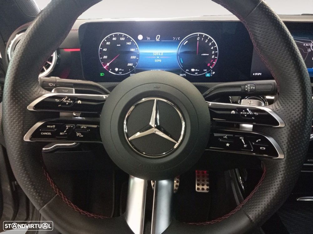 Mercedes-Benz A 250 - 12