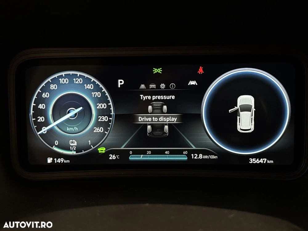 Hyundai KONA - 12