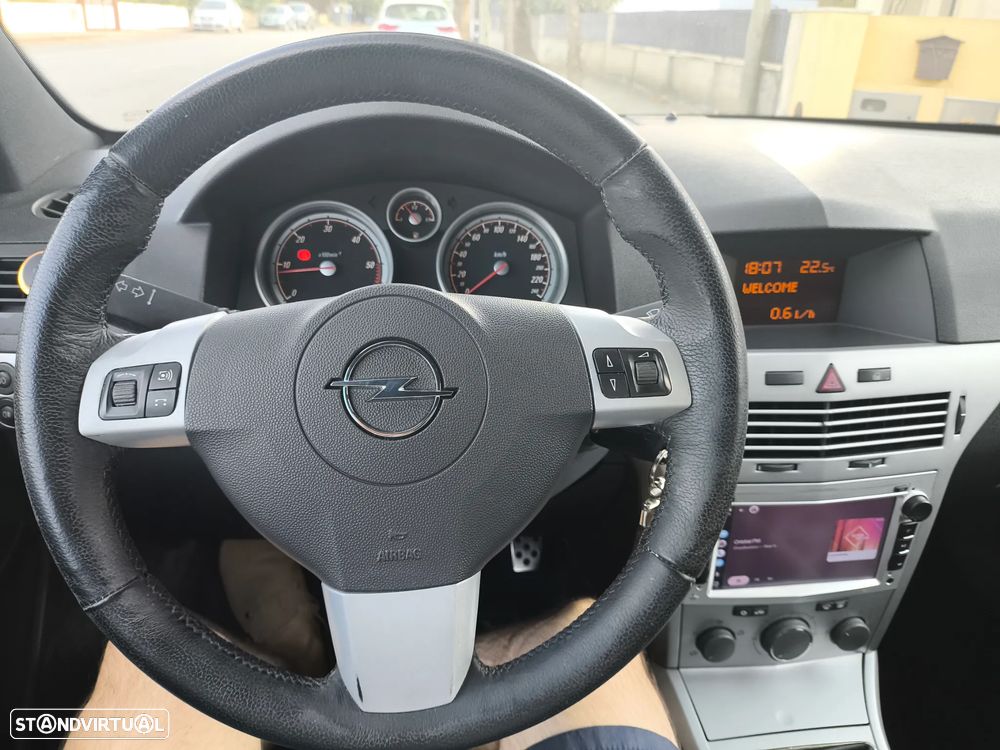 Opel Astra GTC 1.3 CDTI - 8