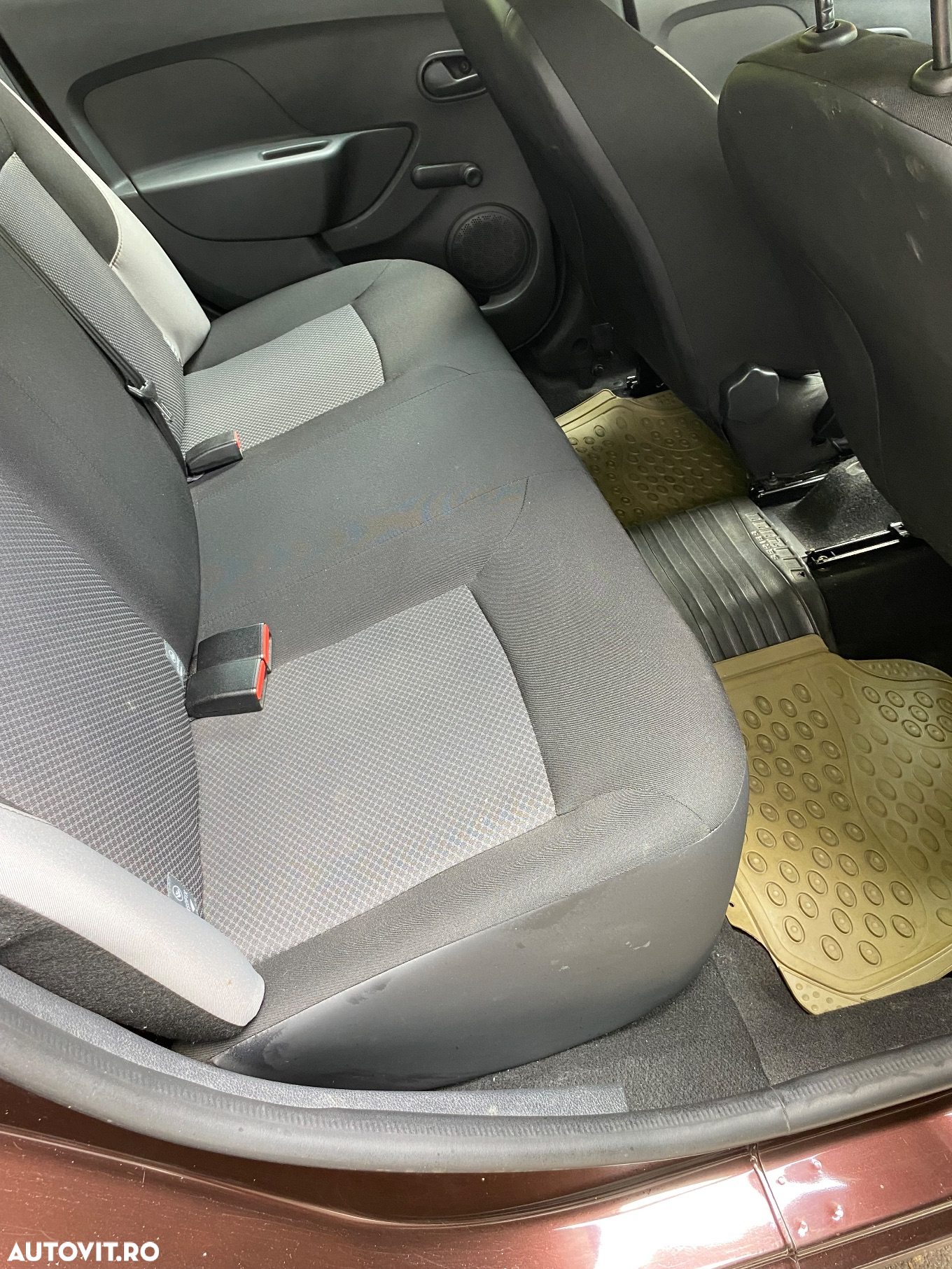 Dacia Logan 1.2 Ambiance - 12