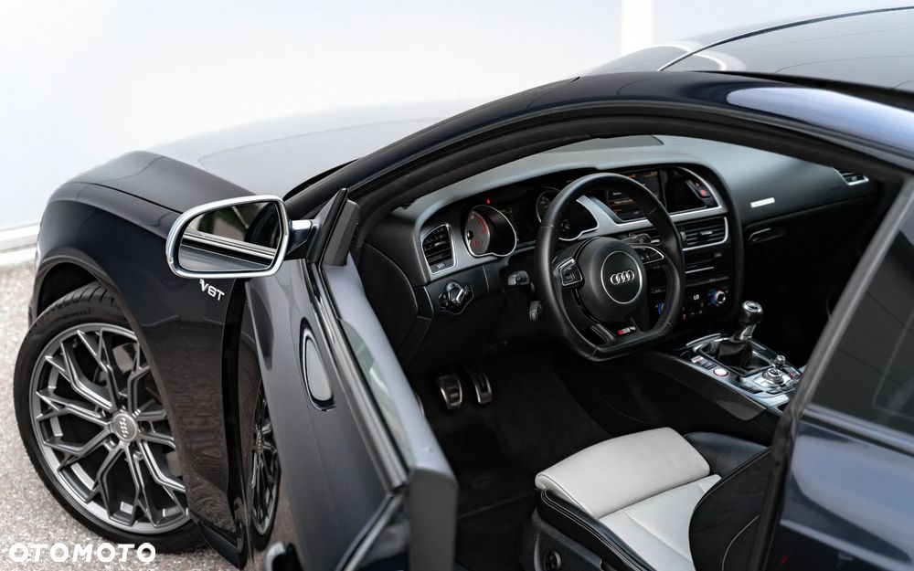 Audi S5 Coupé - 36