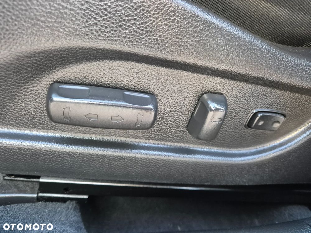 Hyundai i40 Kombi 1.7 CRDi Premium - 9