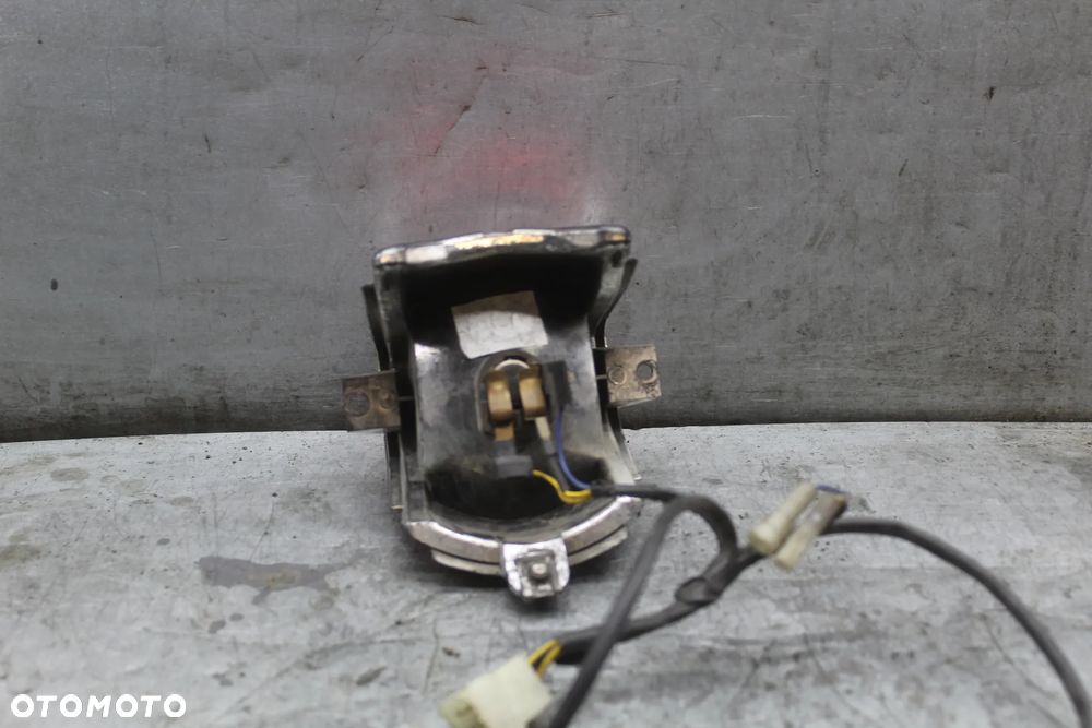 Aprilia SR lampa tył tylna klosz - 3