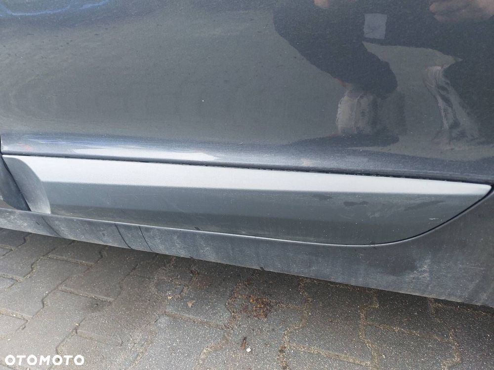 DRZWI KOMPLETNE LEWY TYŁ RENAULT MEGANE III TEB66 - 2