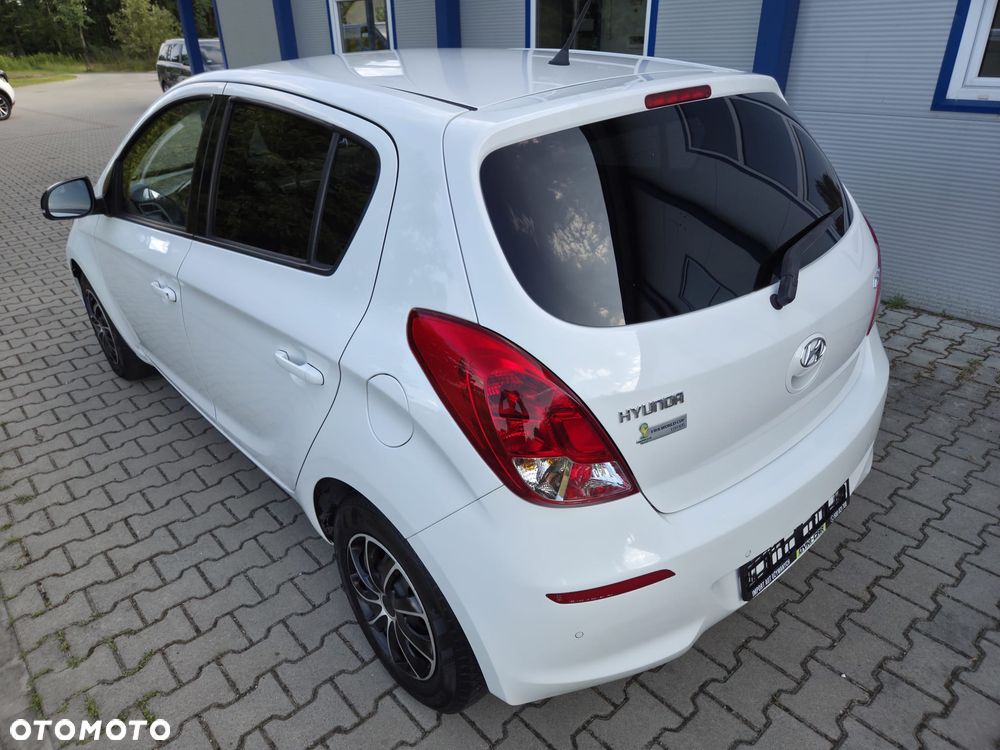 Hyundai i20 1.2 Fifa World Cup Edition - 13