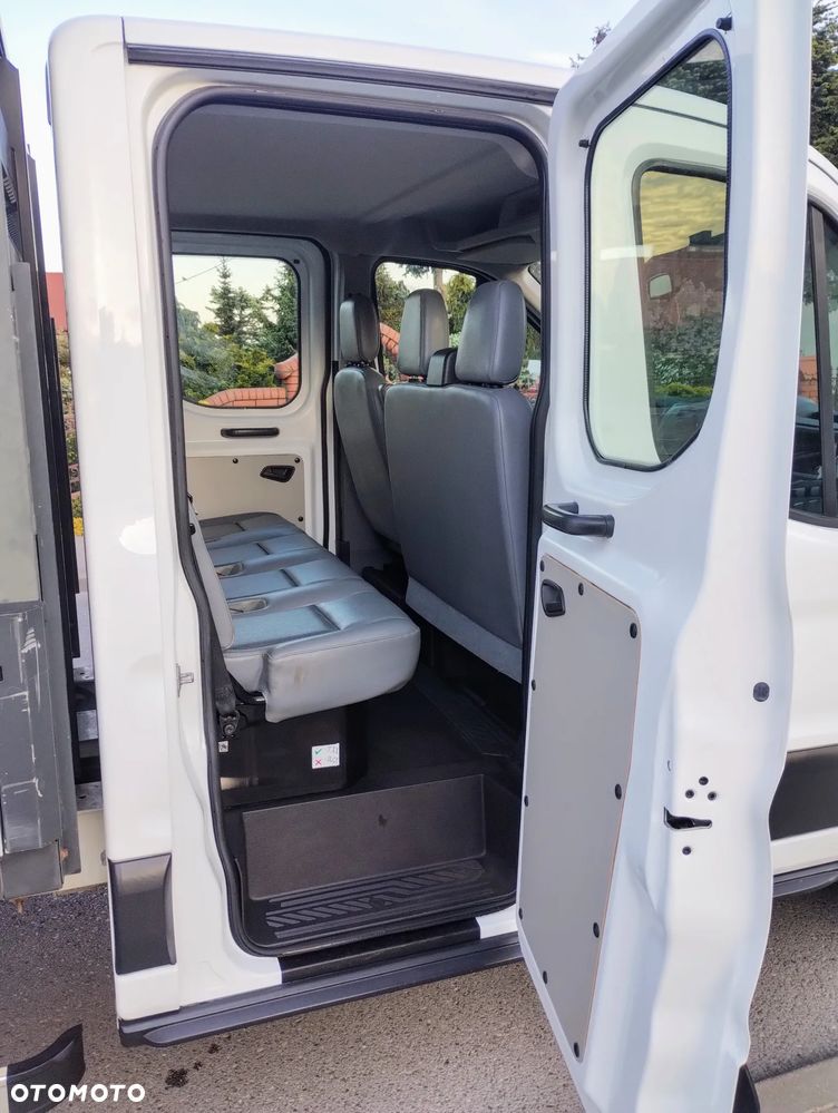 Ford Transit - 12