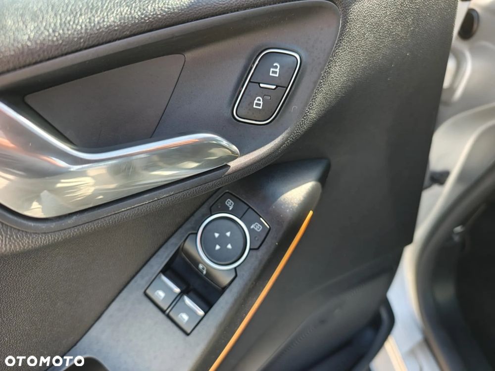 Ford Fiesta 1.0 EcoBoost S&S ACTIVE PLUS - 22