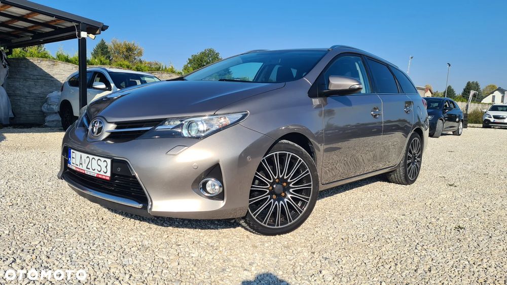 Toyota Auris 1.6 Premium Start - 10