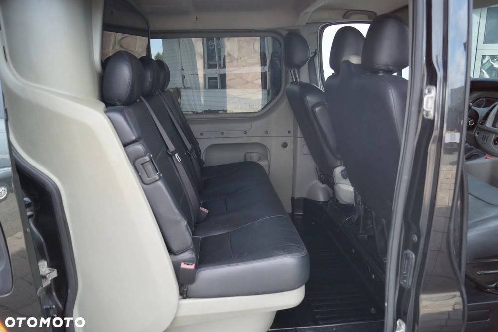 Opel Vivaro - 20