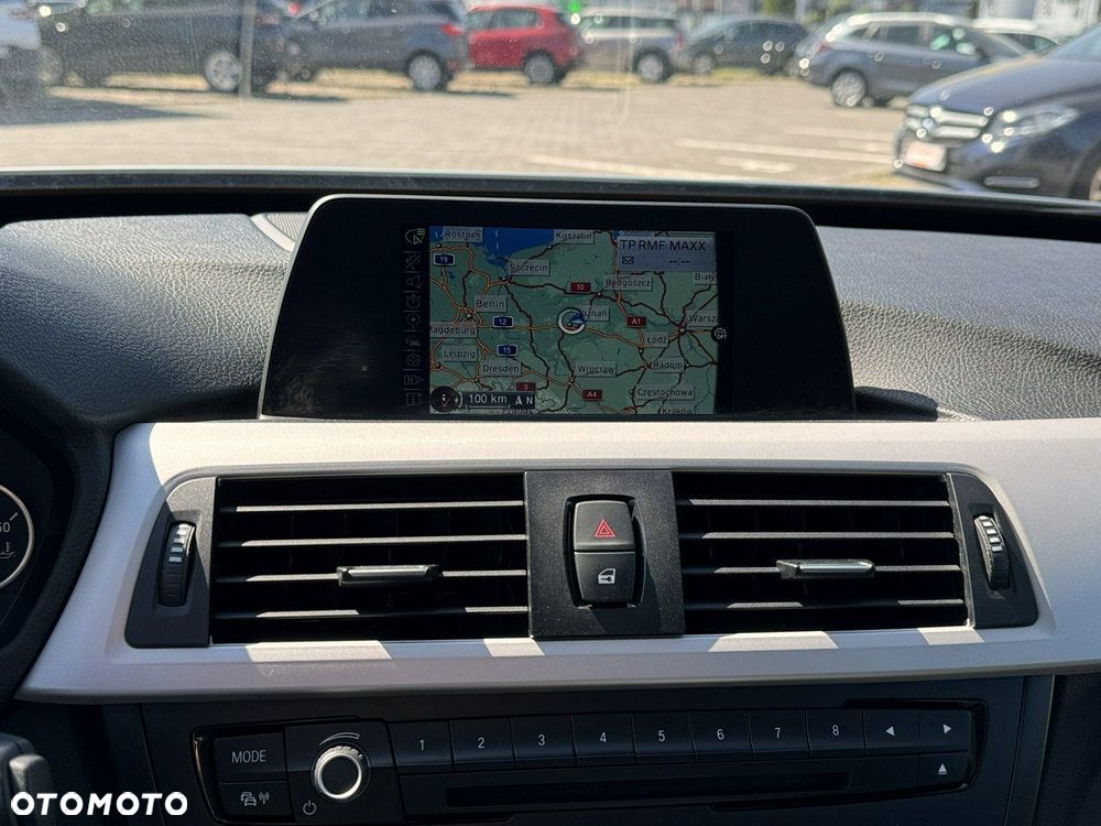 BMW 3GT 320d xDrive - 38