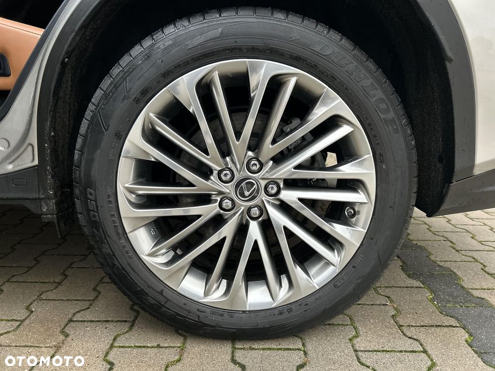 Lexus RX 450h Omotenashi - 34