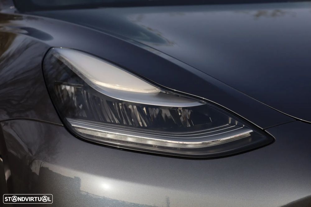 Tesla Model 3 Long-Range Dual Motor AWD - 14