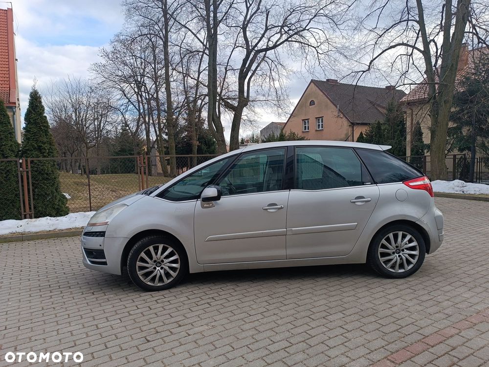 Citroën C4 Picasso 2.0 HDi FAP Exclusive - 4