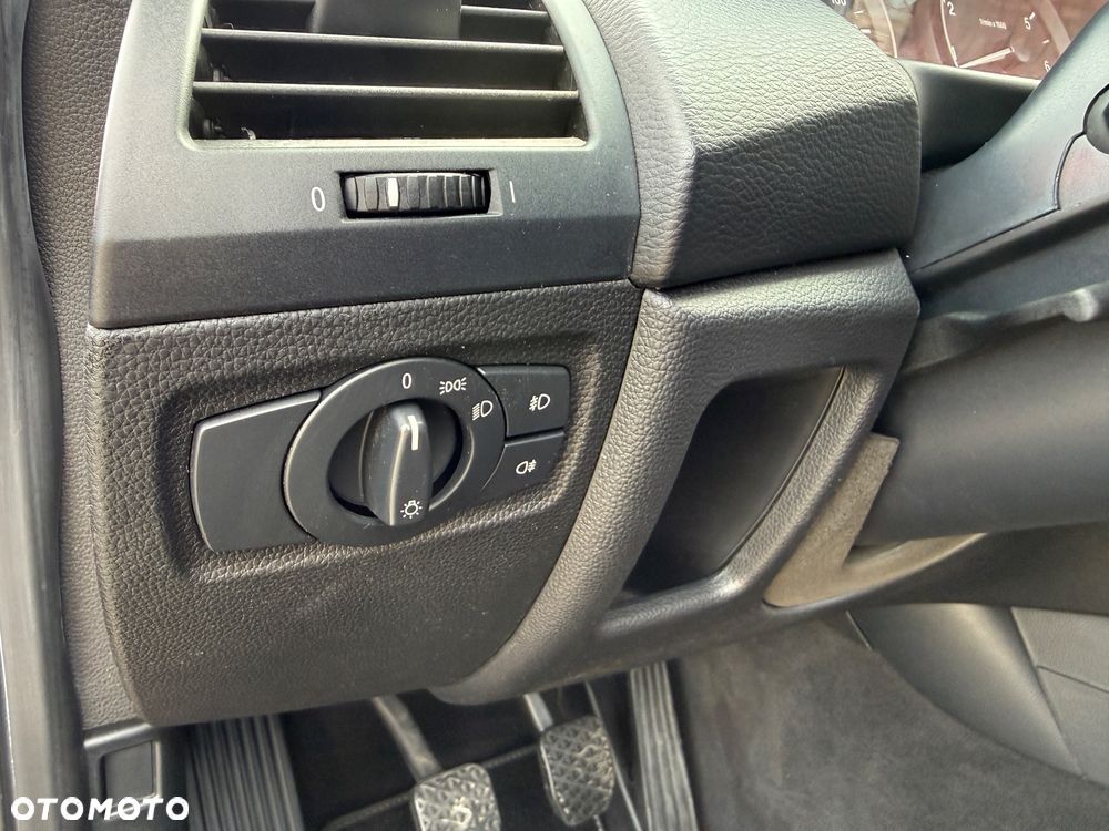 BMW Seria 1 118i - 19