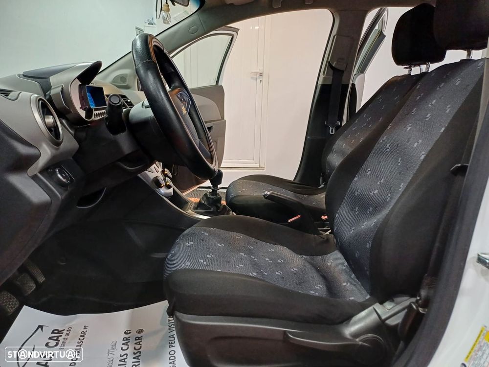 Chevrolet Aveo 1.2 LS - 10