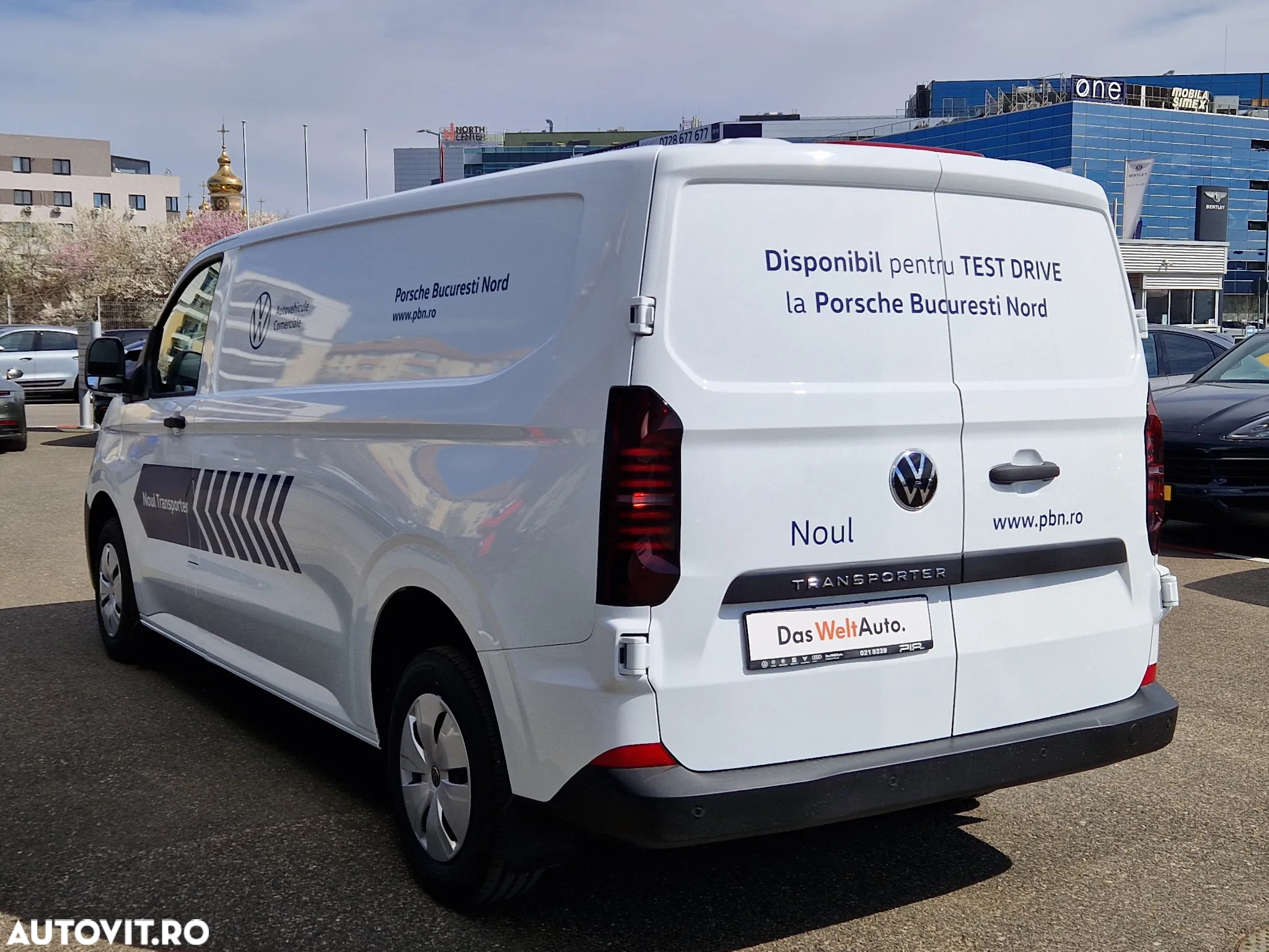 Volkswagen Transporter - 2