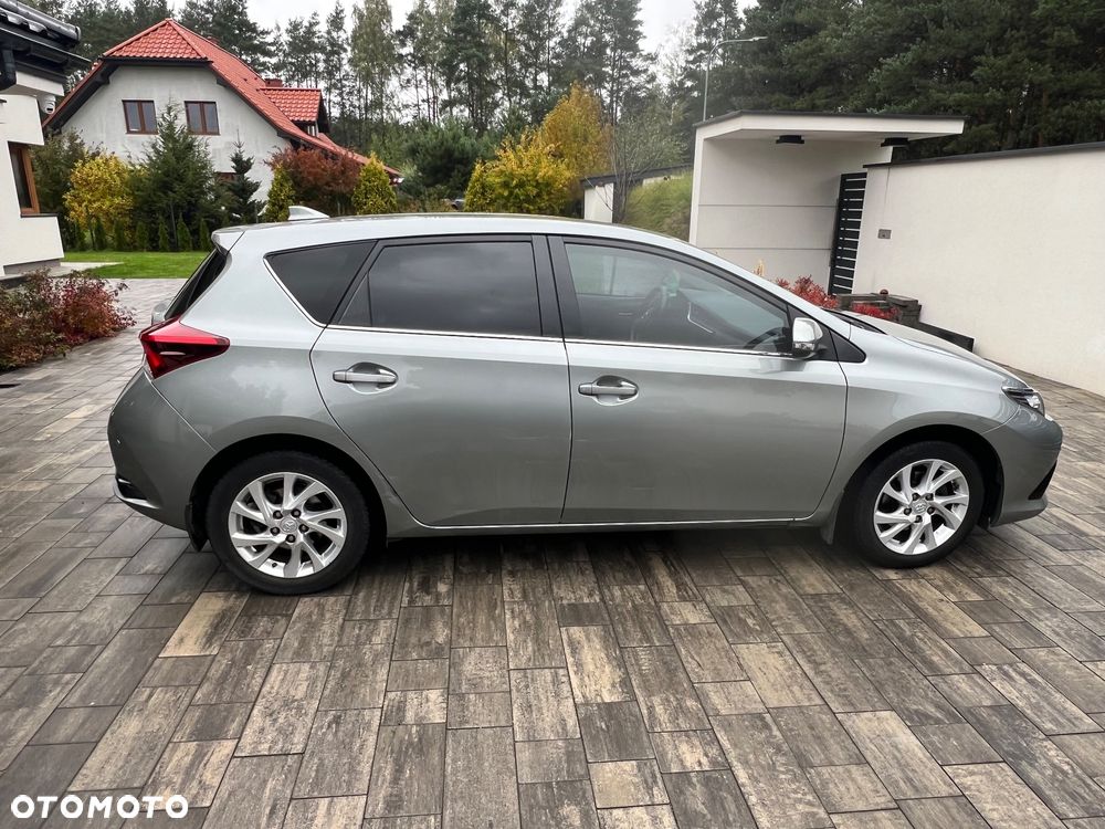 Toyota Auris 1.33 VVT-i Premium - 15