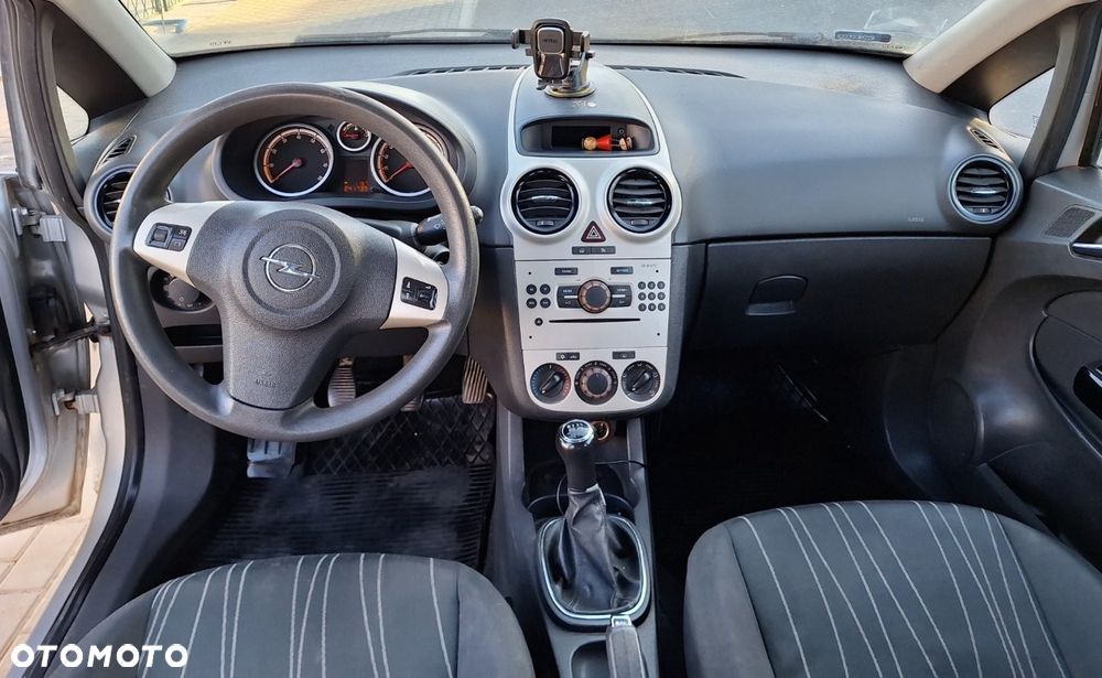 Opel Corsa 1.2 16V - 6