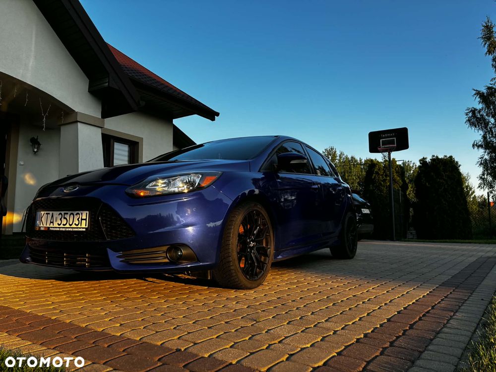 Ford Focus - 8