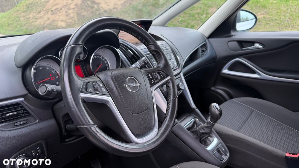 Opel Zafira 1.4 Turbo Active - 25