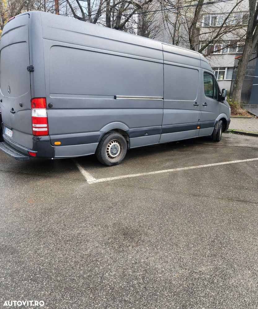 Mercedes-Benz Sprinter - 2