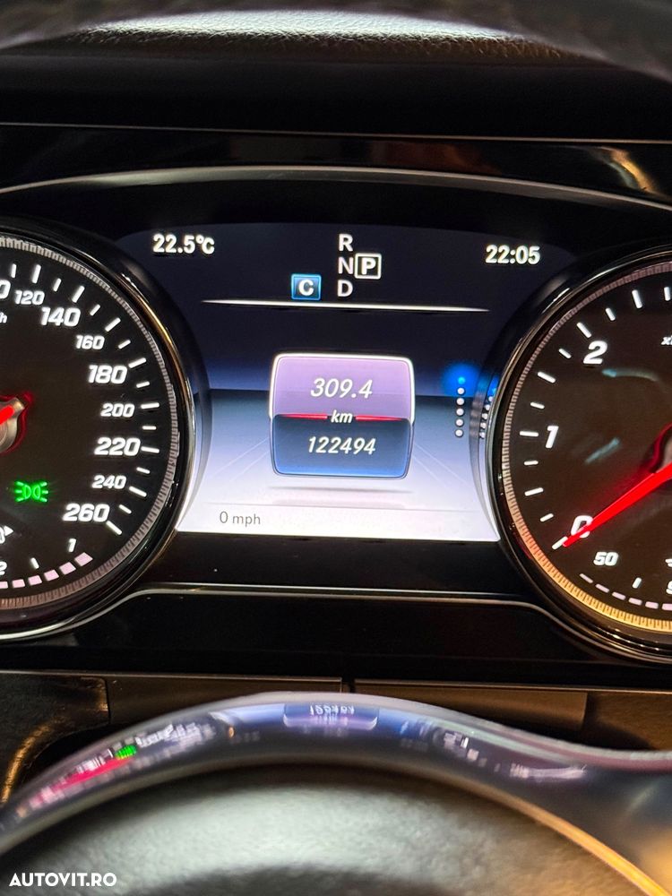Mercedes-Benz E 220 d 4MATIC 9G-TRONIC AMG Line - 8