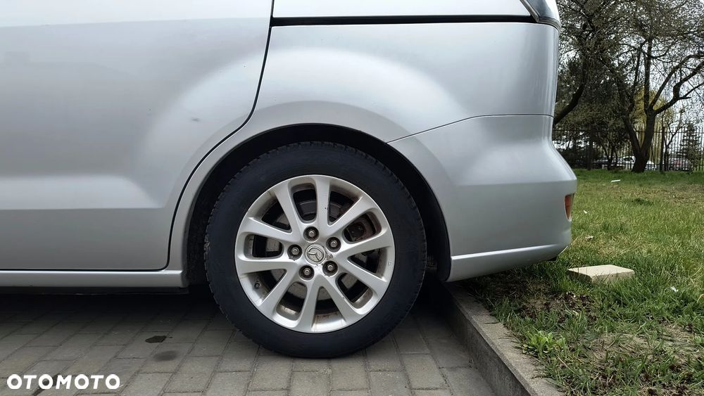 Mazda 5 - 3