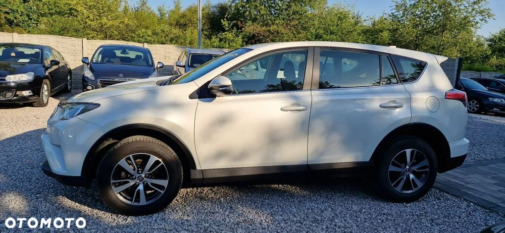 Toyota RAV4 - 3
