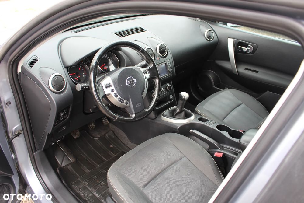Nissan Qashqai - 13